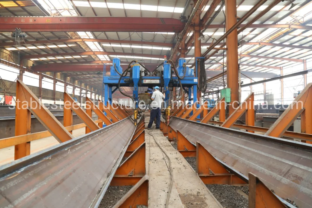 Portable Prefabricated Structural Steel Structure Warehouse Metallic Metal Building with Long Life Span