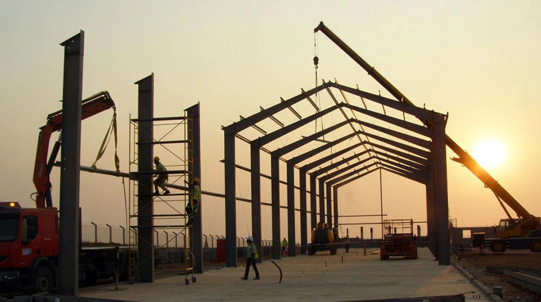 Steel Structure Warehouse/ Pre-Engineered/Prefabricated Buildings/ Welded/Painted/ Steel Structure Warehouse/Carpark/Shed