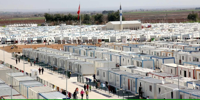 Low Cost Prefabricated Accommodation Containers Refugee Camp for Homeless People